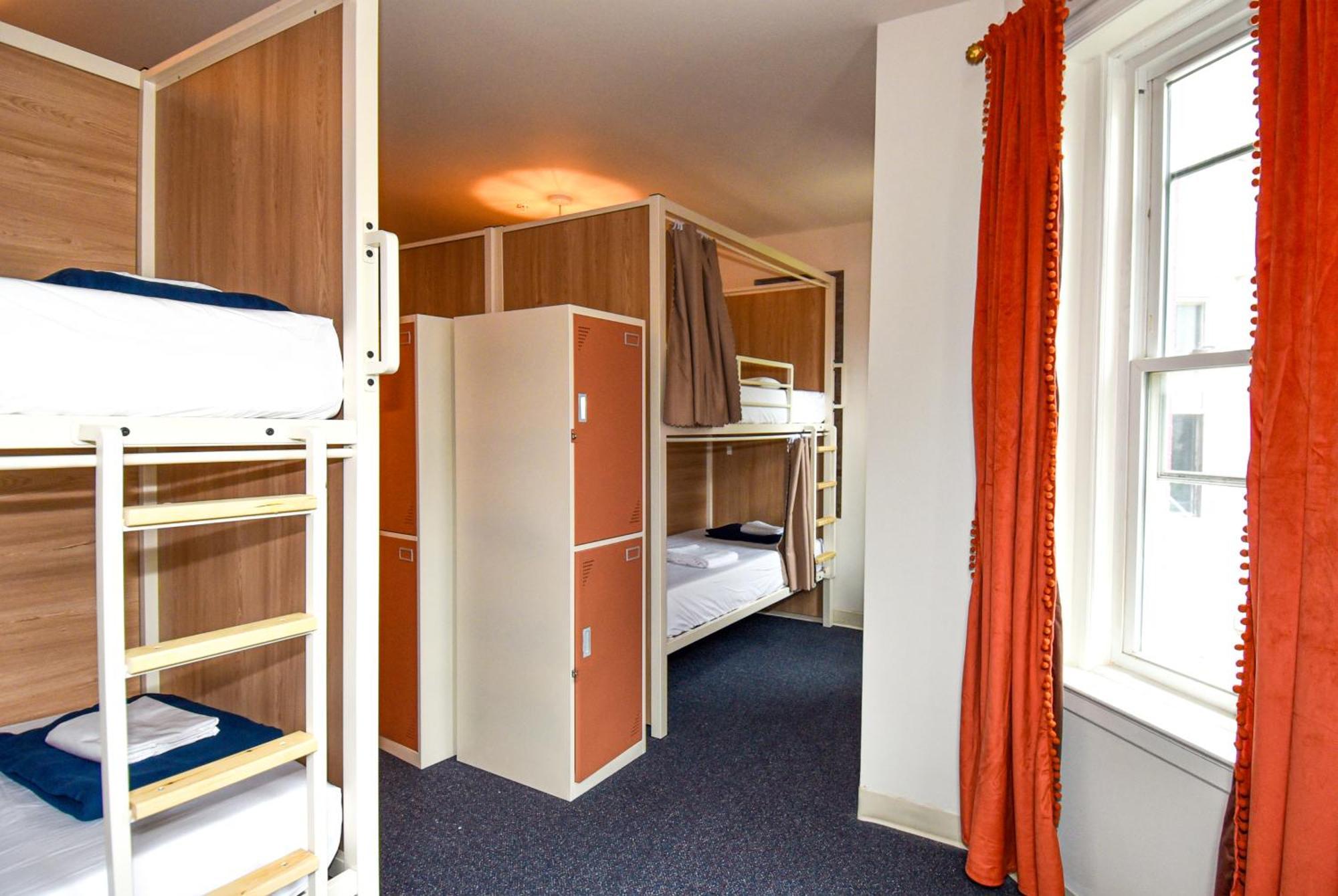 Caravan Hostel Dc Вашингтон Екстериор снимка