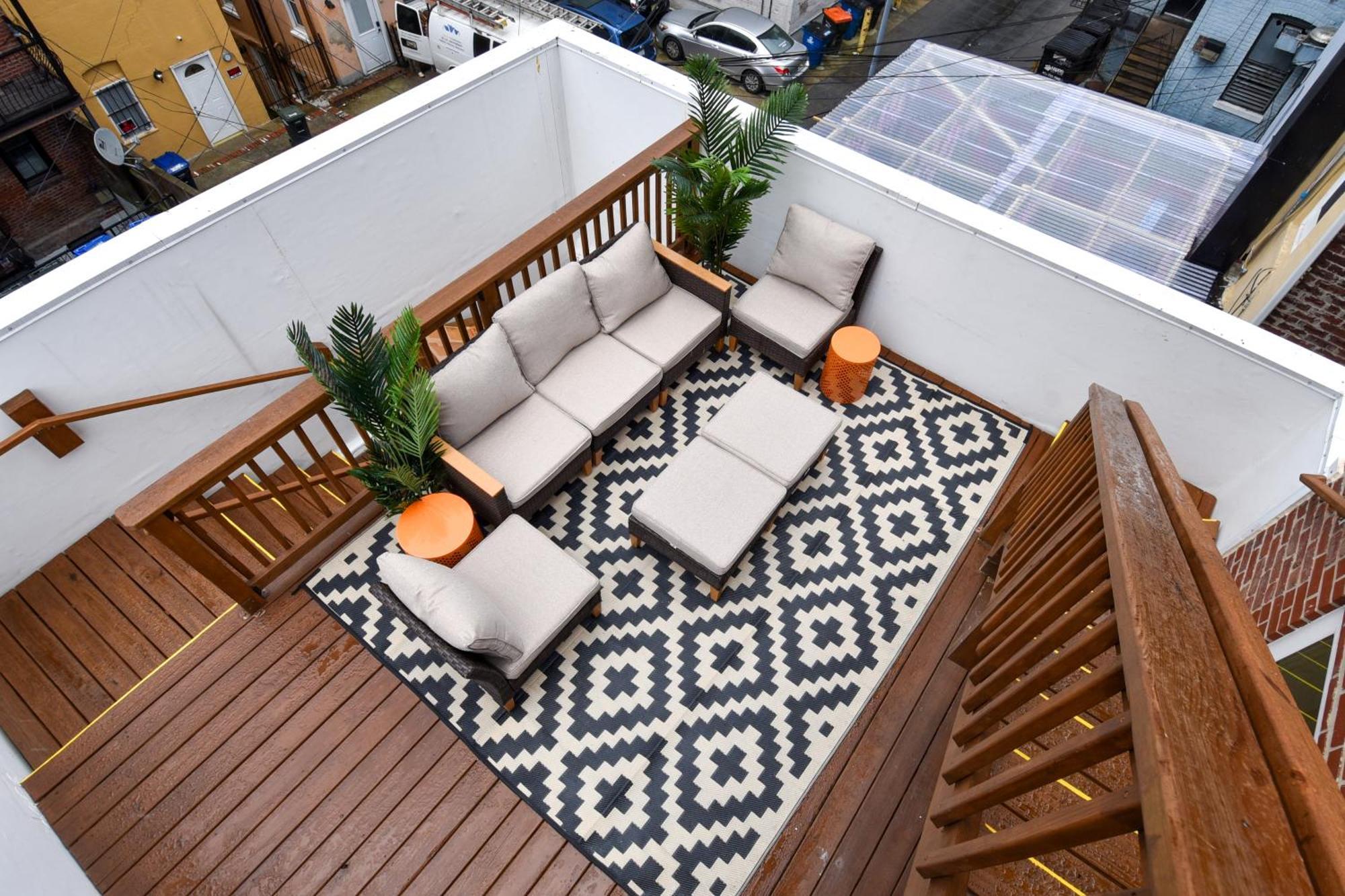 Caravan Hostel Dc Вашингтон Екстериор снимка